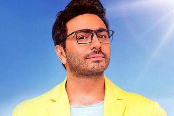 تامر حسني يتفوّق على عمرو دياب