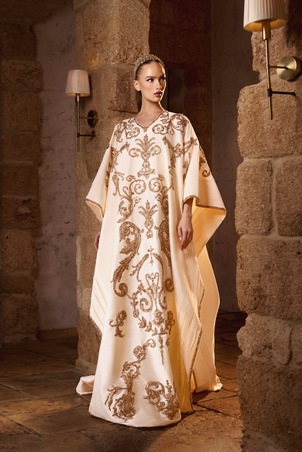 قفطان يعبر عن الضوء الداخلي