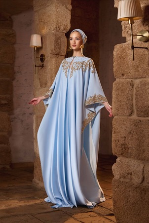 قفطان يعبر عن الضوء الداخلي