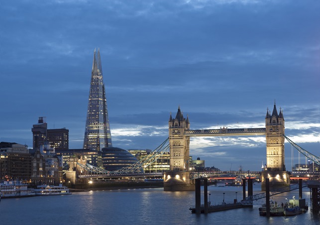 ثلاث وجهات حالمة لقضاء عطلة أعياد لا تُنسى خارج الإمارات