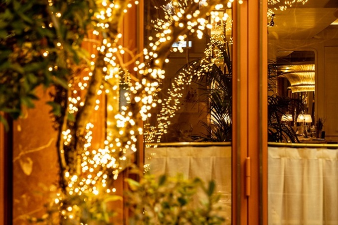 احتفلي بموسم الأعياد بطريقة فنية مبتكرة