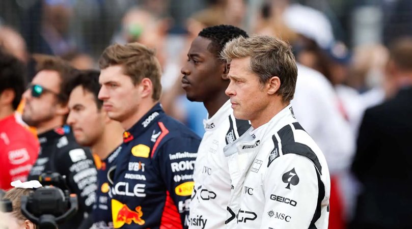 براد بيت بطل سباقات السيارات يعيد المجد في «F1»