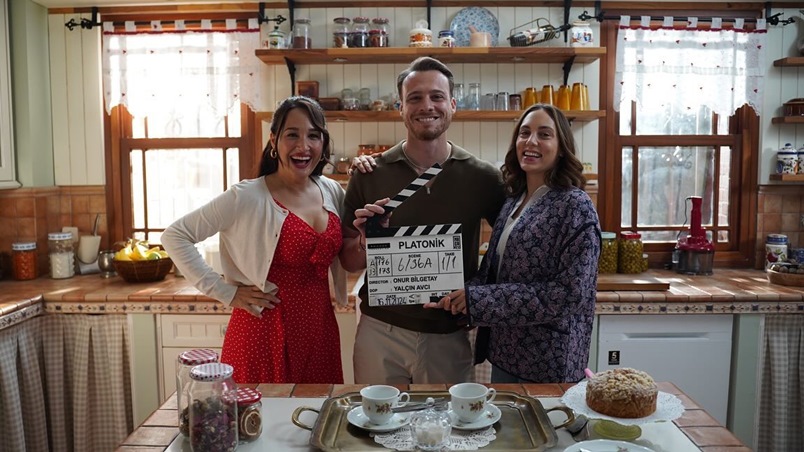 باريش آردوتش:أقوم بدوري الأبوي وأستمتع جداً