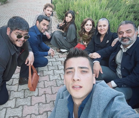 بطل 