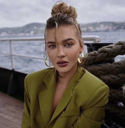 هازال كايا بإسم ذكوري لهذا السبب