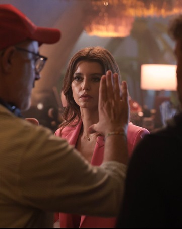 بيرين سات بين المنع والعرض