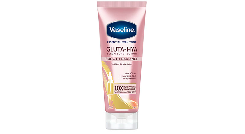 التوهج الذي يكمّل الإطلالة: مجموعة Vaseline Gluta-Hya لبشرة مشرقة