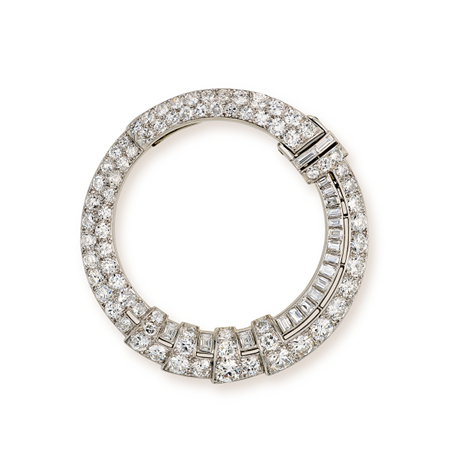 فان كليف أند آربلز تحيي قرناً من فن الآرت ديكو في طوكيو