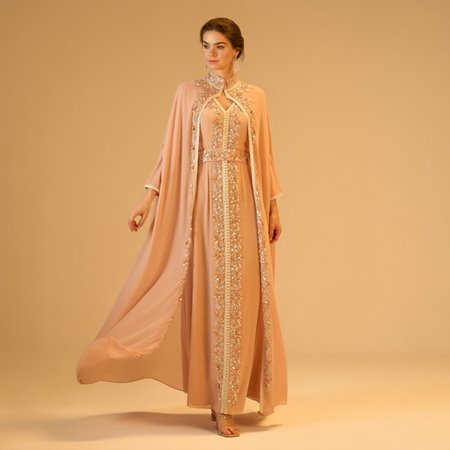 لامرأة لا تقبل سوى بالفخامة في كل لحظة.. اخترنا لكِ مجموعة SHAIRA ما قبل خريف 2025