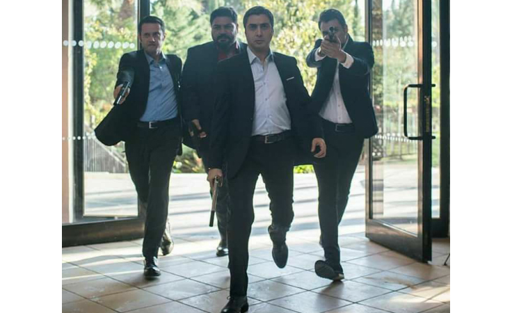 إليكِ أسرار أبطال 