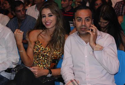 وائل كفوري في أسواق بيروت: مايا ترقص له بعفويّة وإليسا تحافظ على اتزانها