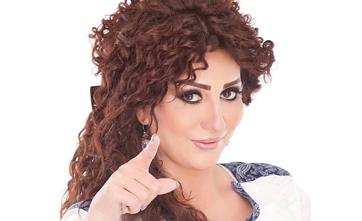 وفاء عامر تخفض أجرها بسبب زوجها