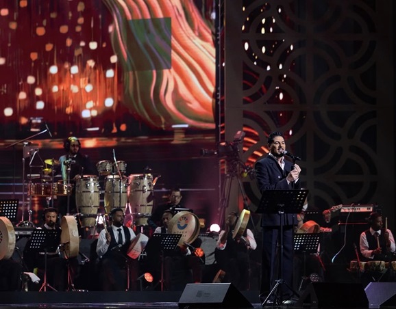 وليد الشامي يشعل مسرح محمد عبده في موسم الرياض