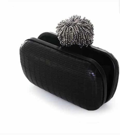 Sarah's Bag… إصدار جديد يعيد تعريف التفاصيل العميقة