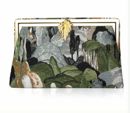 Sarah's Bag… إصدار جديد يعيد تعريف التفاصيل العميقة