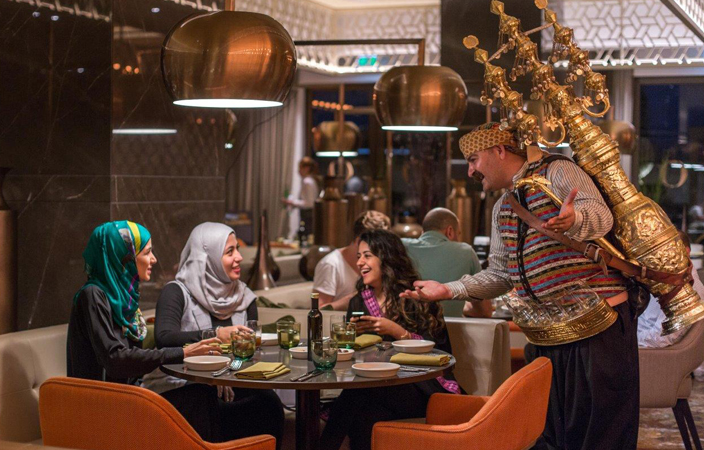 5 وجهات فخمة لتستمتعي بالإفطار وسحور رمضان في الإمارات