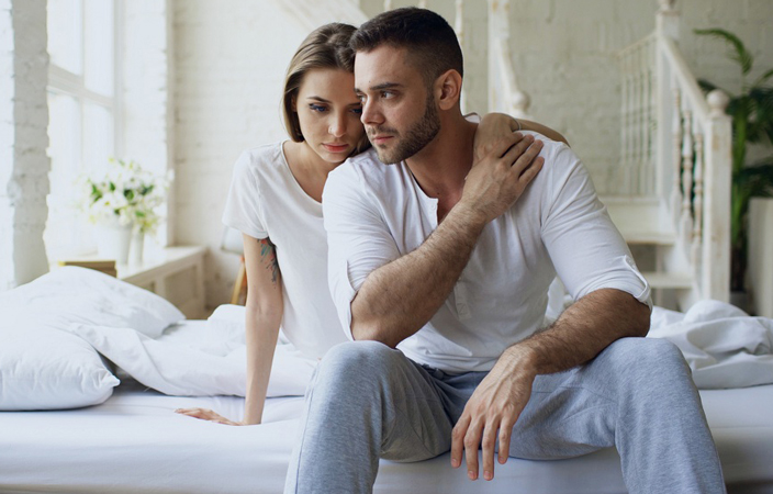 5 طرق لدعم زوجك عند التعرّض لأزمة مالية