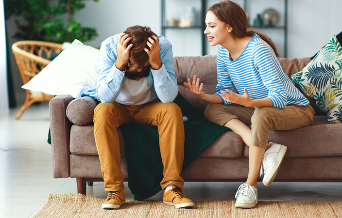 5 أخطاء شائعة تقع فيها الزوجات.. احترسي منها