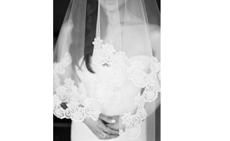 10 نصائح لتحصلي على صور رائعة في زفاف داخلي