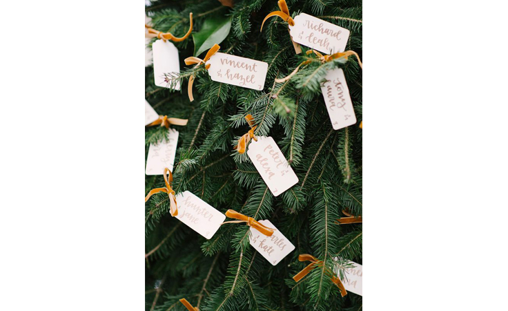 استوحي أجمل الديكورات لحفل زفاف شتوي