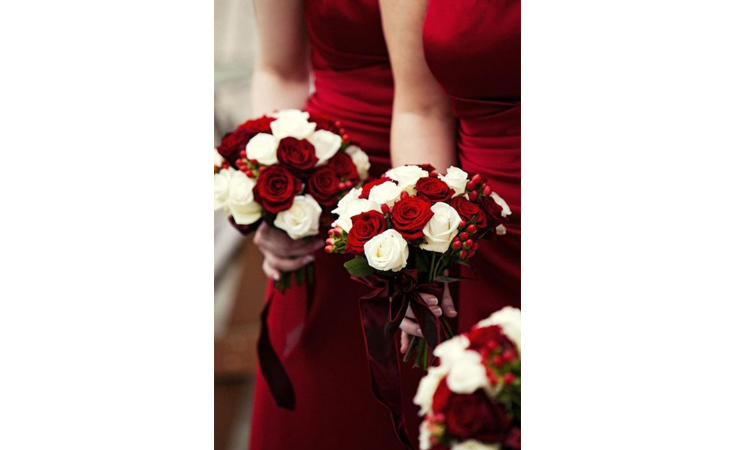 استوحي أجمل الديكورات لحفل زفاف شتوي