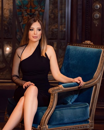 سبب غياب وفاء الكيلاني عن الإعلام