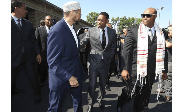 ويل سميث يُنفّذ وصيّة محمد علي كلاي