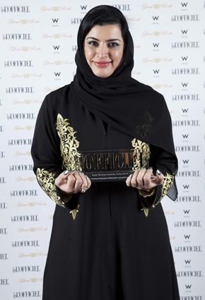 بثينة الأنصاري تحصد جائزة المرأة العربية الملهمة لعام 2012