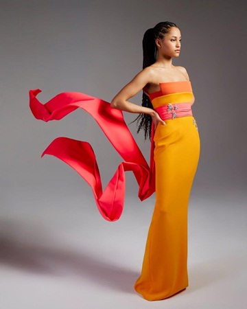 من Azzi&Osta تصاميمٌ جديدة تُحاكي أسلوب حياة المرأة الطموحة