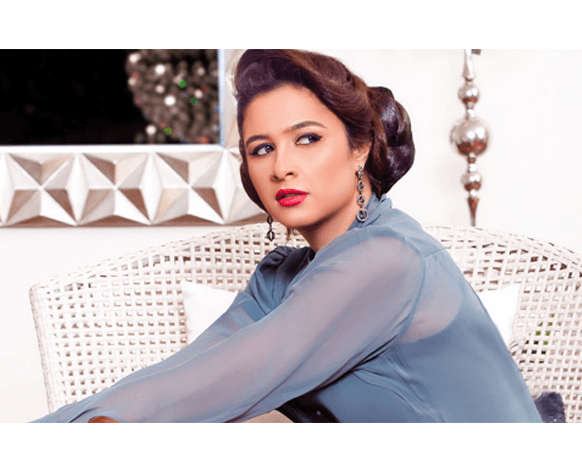 لأول مرة ياسمين عبدالعزيز تعلق على حبسها ابنة هشام سليم!