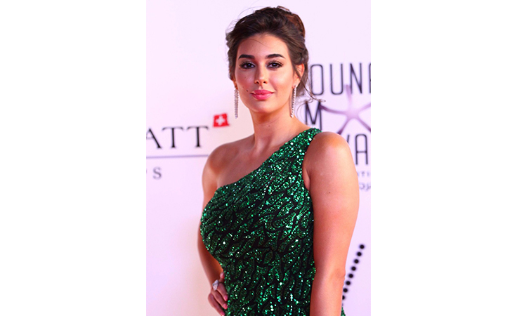 المايوه يُحرج ياسمين صبري في السينما