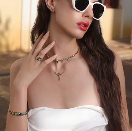 فرح يزبك: إعادة تعريف الفخامة في عالم المجوهرات