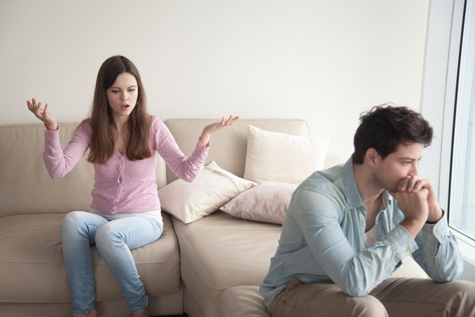 3 أخطاء تزيد حجم المشاكل في زواجك.. تجنبيها