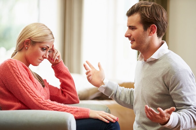 3 سلوكيات خاطئة تسبب زيادة المشاكل الزوجية.. تجنبيها