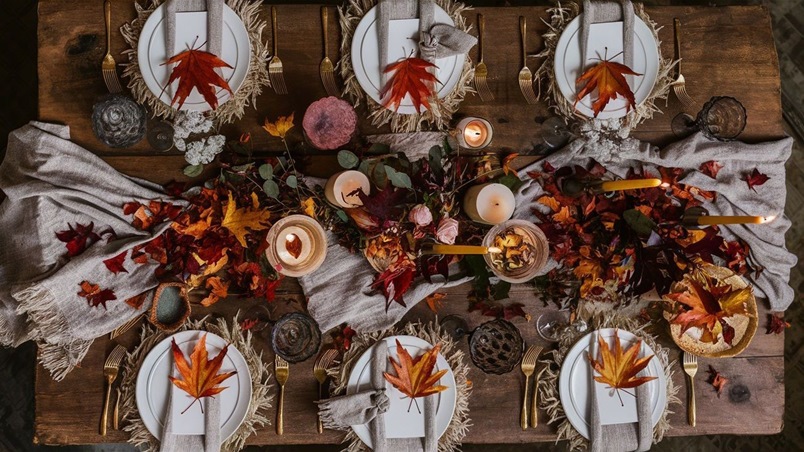 استوحي أفكار ديكورات دافئة لحفل زفاف خريفي رومانسي