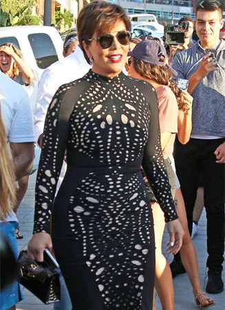 مقابلة مع زينة زكي تعرّفك إليها وإلى المرأة التي تصمّم من أجلها