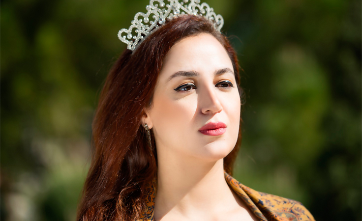 جانب آخر للسوبرانو زينة برهوم.. مصمّمة أزياء ومجوهرات