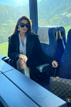 زينة لؤي تتحدّث حصرياً لنواعم عن أسرار أناقتها وإطلالاتها المتميّزة