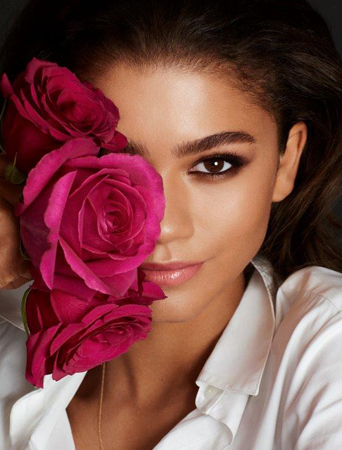 زيندايا في حديث حصري عن تعاونها الجمالي الجديد مع Lancôme