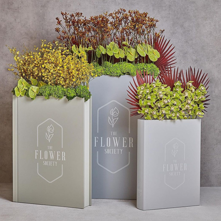 زويا صقر تفتتح The Flower Society مركزاً للورود والفن في دبي