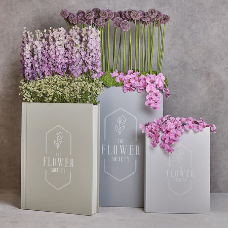 زويا صقر تفتتح The Flower Society مركزاً للورود والفن في دبي