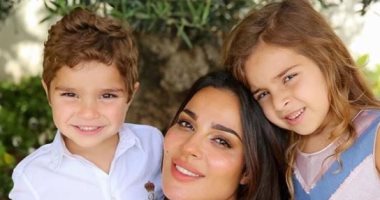 نادين نجيم تصدر بياناً رسمياً بشأن حضانة أبنائها