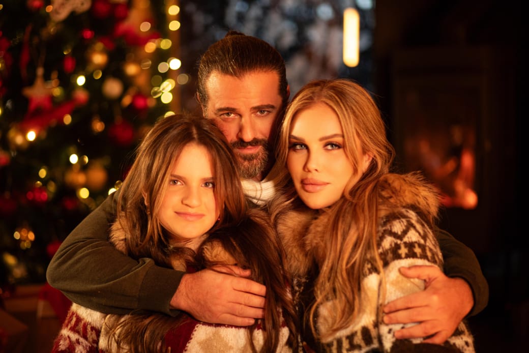 ابنة نيكول سابا مفاجأة كليب «تلج تلج» احتفالًا بالكريسماس