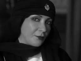 منى زكي ترد على مقارنتها بـ صابرين في تجسيد شخصية أم كلثوم