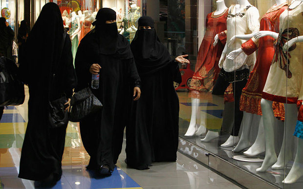 تعرّف على حقيقة منع «الشيشة» في المقاهي الكويتية