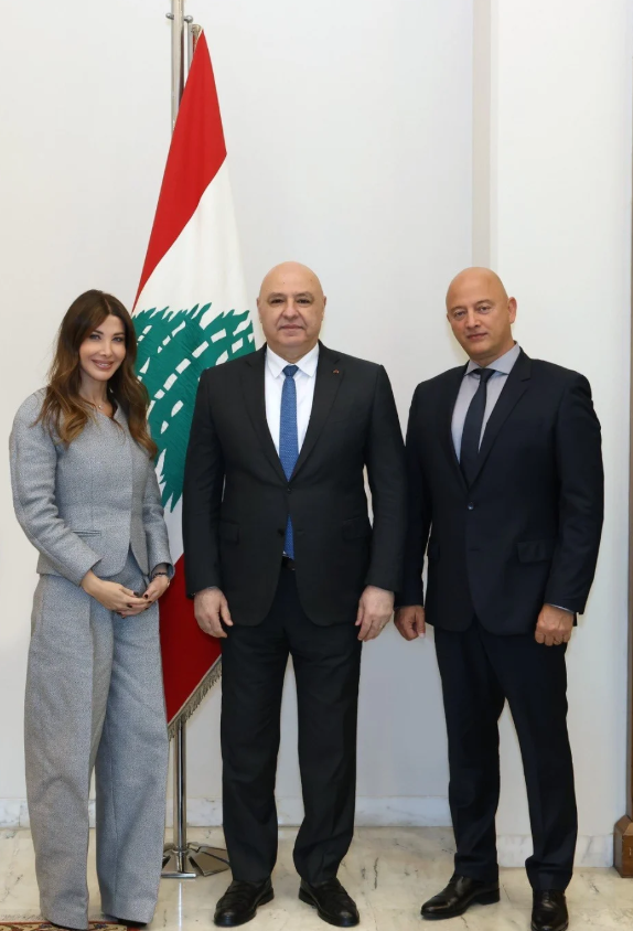 صور| نانسي عجرم تزور قصر بعبدا وتلتقي الرئيس اللبناني جوزاف عون