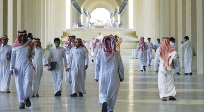 تعرّف على قصة السعودي الذي تعاطف معه روّاد 