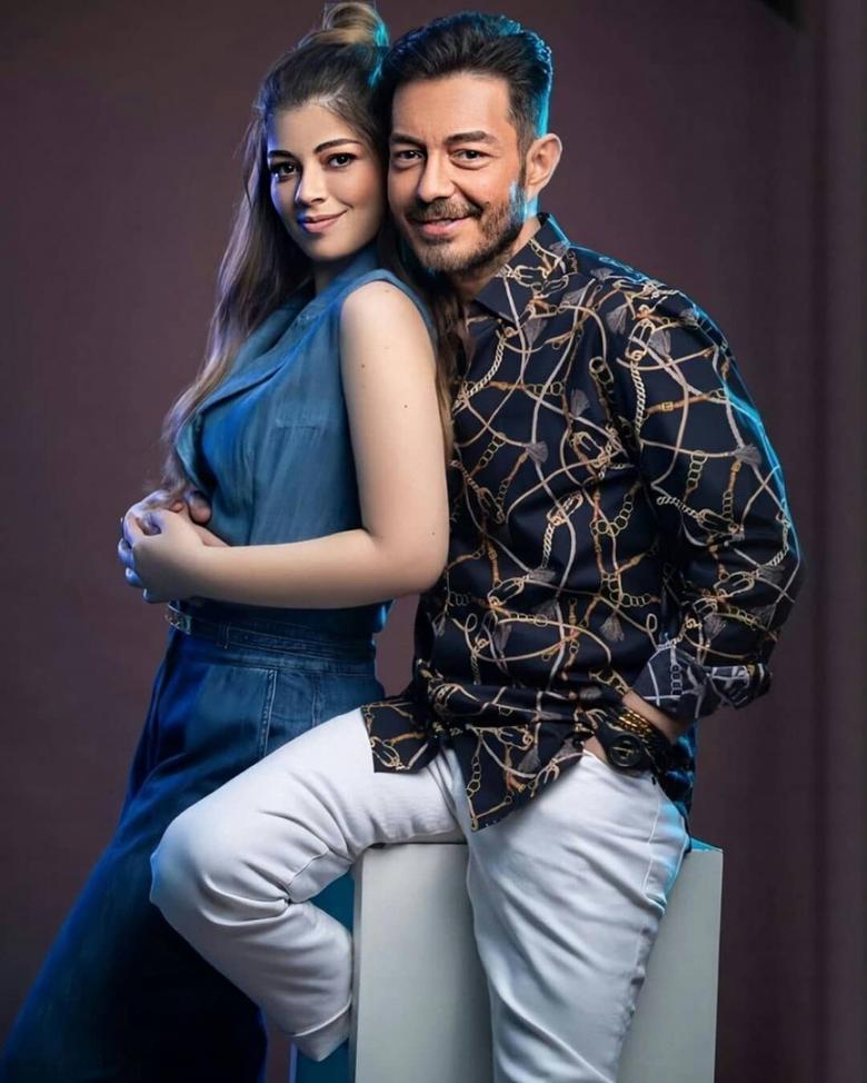 أحمد زاهر عن انفعاله على مصوّر: بناتي خط أحمر