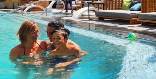 بعد ظهوره المفاجىء... ماذا قال أحمد الفيشاوي عن ابنه تيتوس؟