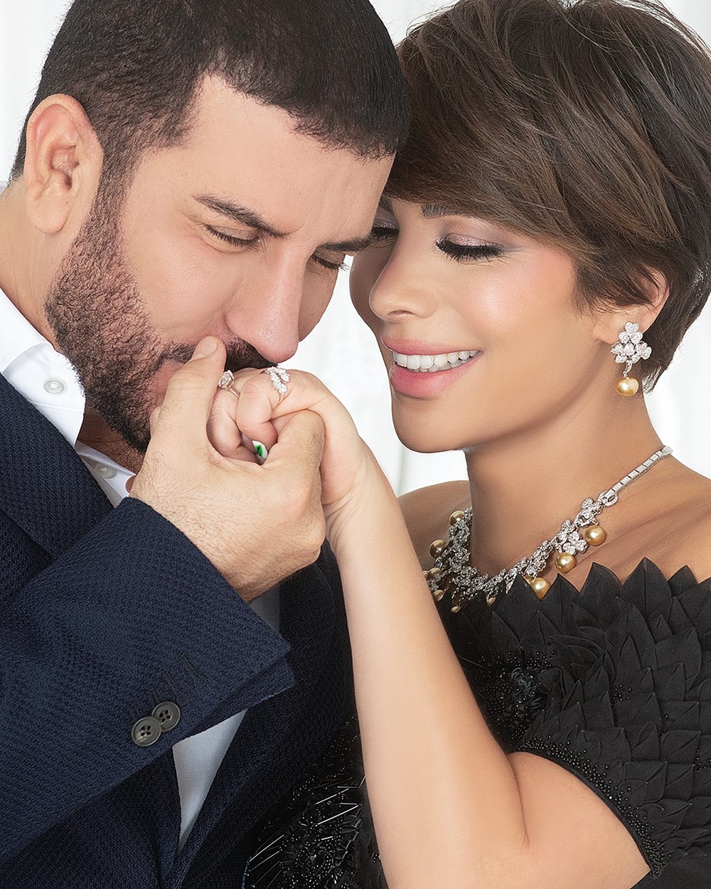 أصالة ترد على خبر طلاقها